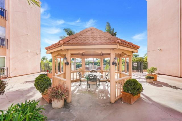 4730 Noyes ST 106, San Diego, CA 92109