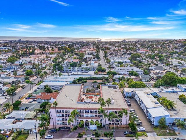 4730 Noyes ST 106, San Diego, CA 92109