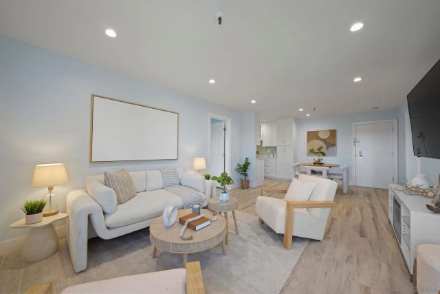 4730 Noyes ST 106, San Diego, CA 92109