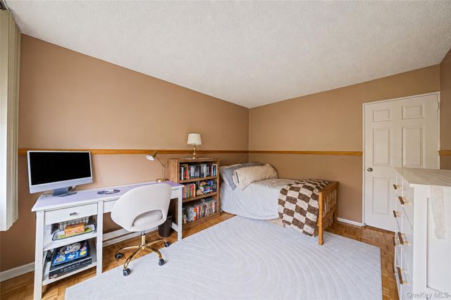 162-31 9th Avenue 7D, Whitestone, NY 11357