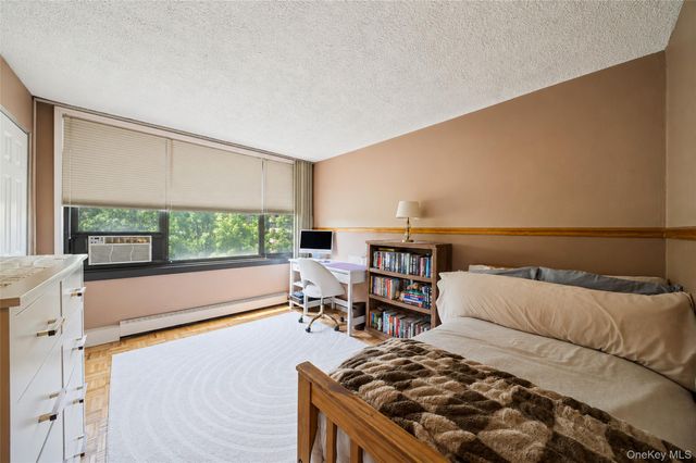 162-31 9th Avenue 7D, Whitestone, NY 11357