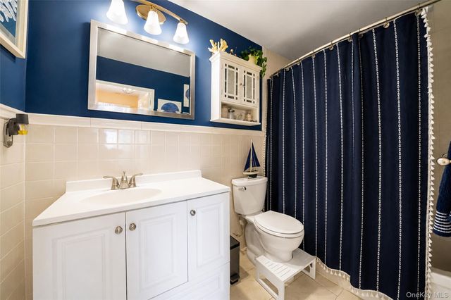 162-31 9th Avenue 7D, Whitestone, NY 11357