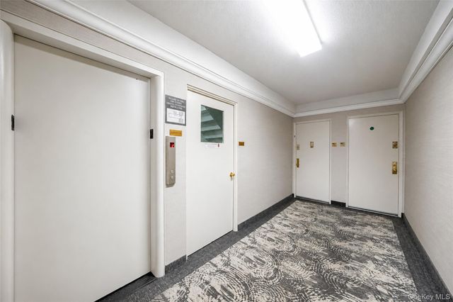 162-31 9th Avenue 7D, Whitestone, NY 11357