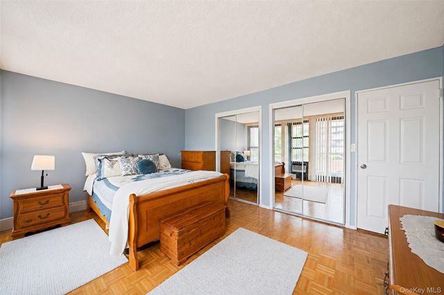 162-31 9th Avenue 7D, Whitestone, NY 11357