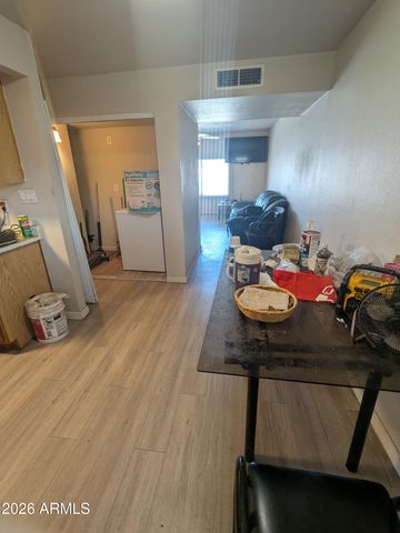3840 N 43RD Avenue 16, Phoenix, AZ 85031
