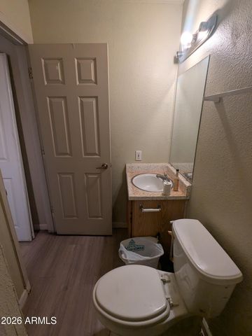 3840 N 43RD Avenue 16, Phoenix, AZ 85031