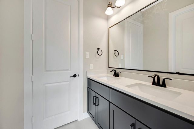 1760 Howler Way, Houston, TX 77316