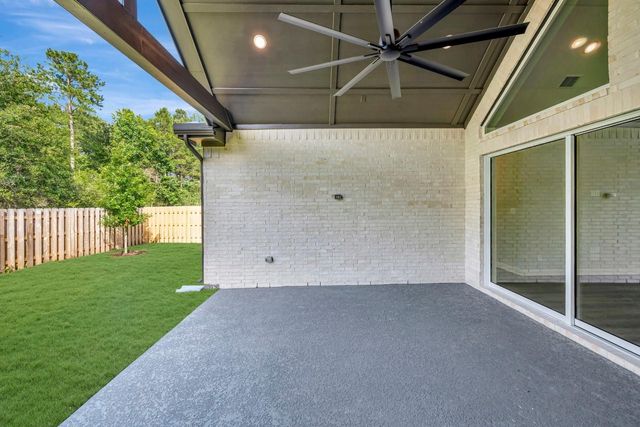 1760 Howler Way, Houston, TX 77316