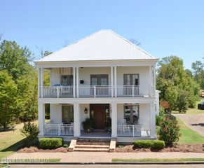 115 Republic Street, Madison, MS 39110