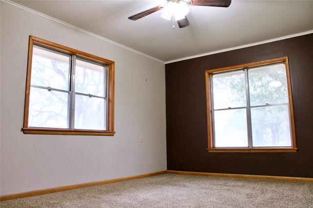 1630 Montezuma Street, Columbus, TX 78934