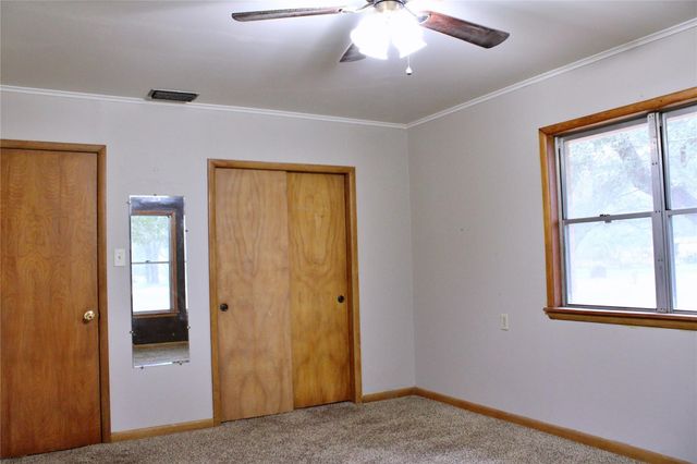 1630 Montezuma Street, Columbus, TX 78934