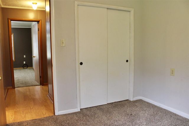 1630 Montezuma Street, Columbus, TX 78934