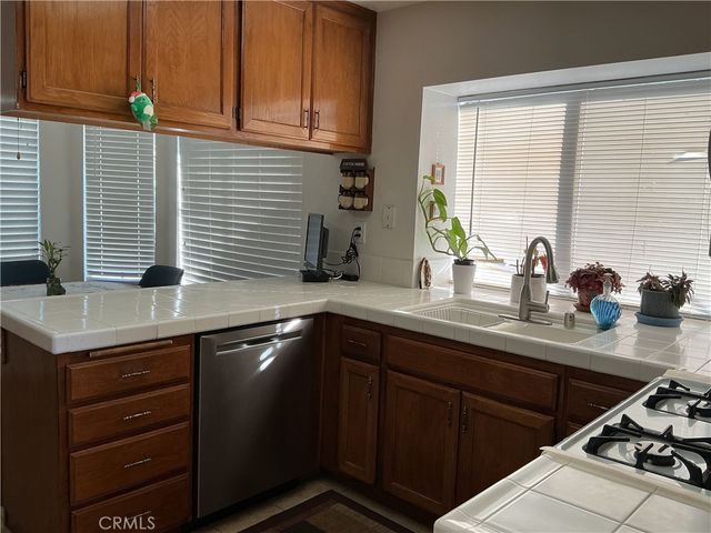13365 March, Corona, CA 92879