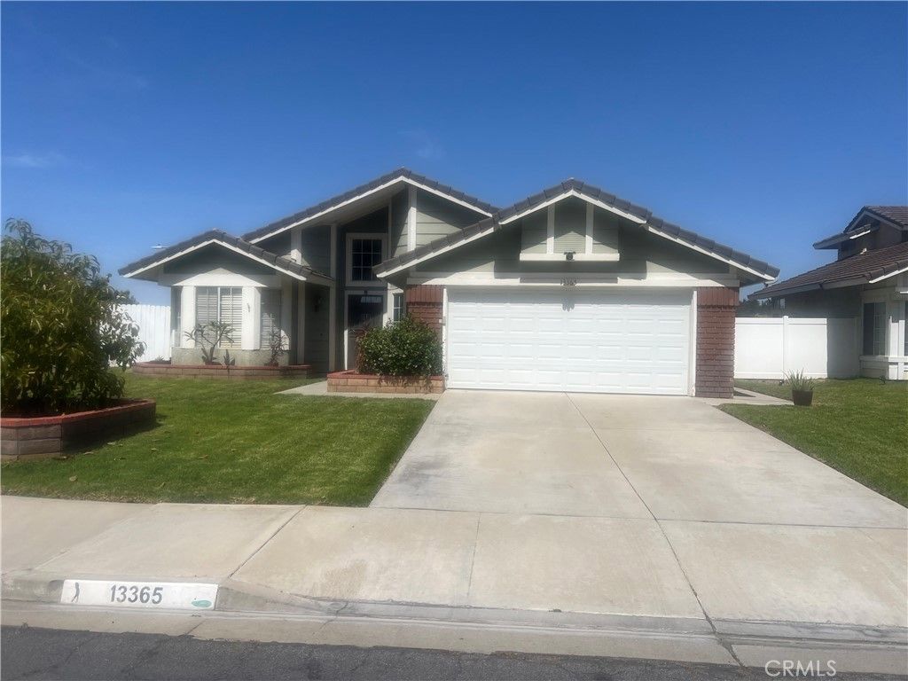 13365 March, Corona, CA 92879