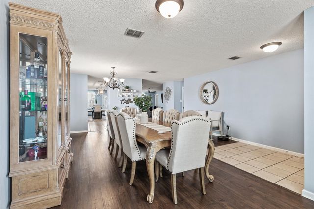 2136 Edgewood Drive, Grand Prairie, TX 75052