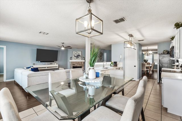 2136 Edgewood Drive, Grand Prairie, TX 75052