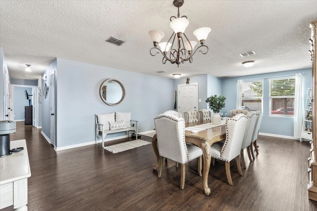 2136 Edgewood Drive, Grand Prairie, TX 75052