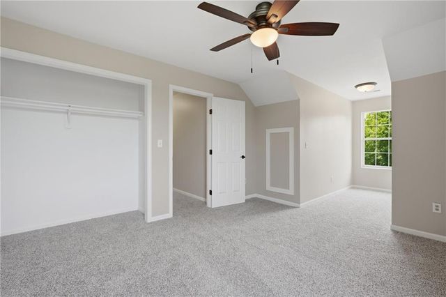 12104 E 78th Terrace, Kansas City, MO 64138