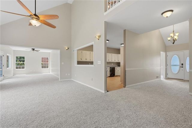 12104 E 78th Terrace, Kansas City, MO 64138