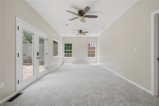 12104 E 78th Terrace, Kansas City, MO 64138