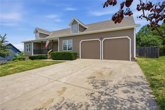 12104 E 78th Terrace, Kansas City, MO 64138