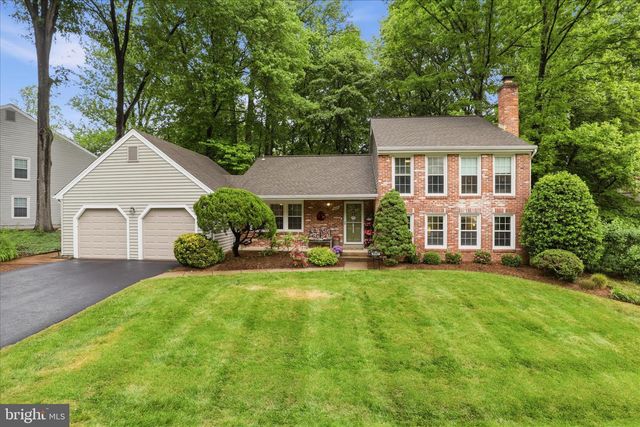 5967 NEW ENGLAND WOODS DR, Burke, VA 22015