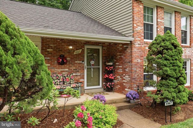 5967 NEW ENGLAND WOODS DR, Burke, VA 22015