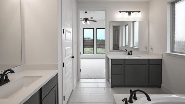 3921 Melody RD, Lockhart, TX 78644