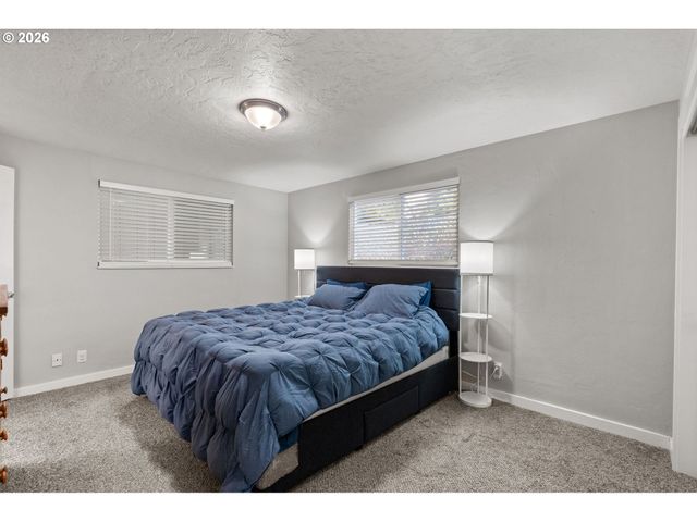 3660 MAHLON Ave, Eugene, OR 97401