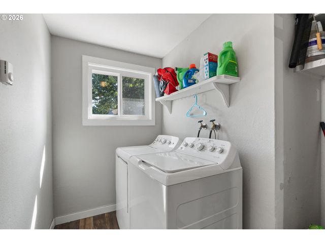 3660 MAHLON Ave, Eugene, OR 97401