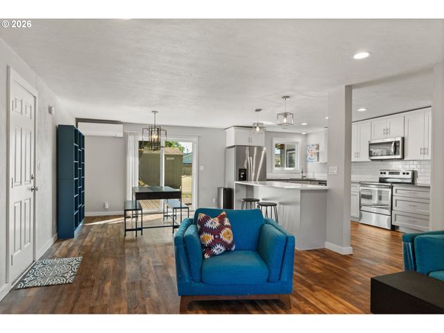 3660 MAHLON Ave, Eugene, OR 97401