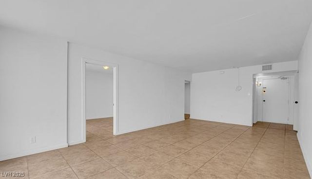 3930 University Center Drive 106, Las Vegas, NV 89119