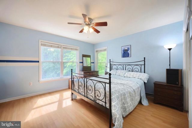 2251 TALL OAKS LN, York, PA 17406