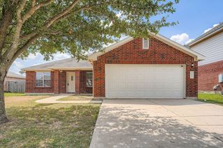 302 Floating Leaf DR, Hutto, TX 78634