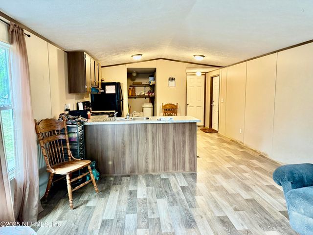 410 LILY Trail, Interlachen, FL 32148