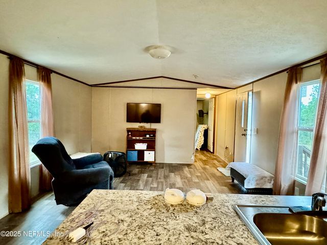 410 LILY Trail, Interlachen, FL 32148