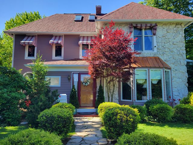 702 Indiana Avenue, Valparaiso, IN 46383