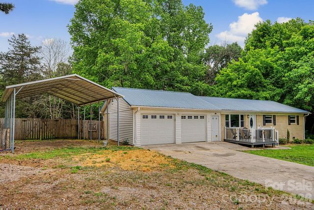 630 Ginger Cake Road, Lancaster, SC 29820