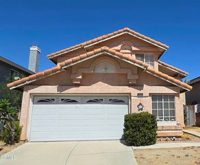 15492 Somerset Court, Fontana, CA 92337