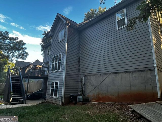 1402 PICKETS Court SE, Conyers, GA 30013