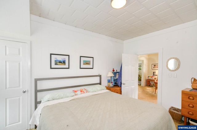 345 E First St, Yamhill, OR 97148