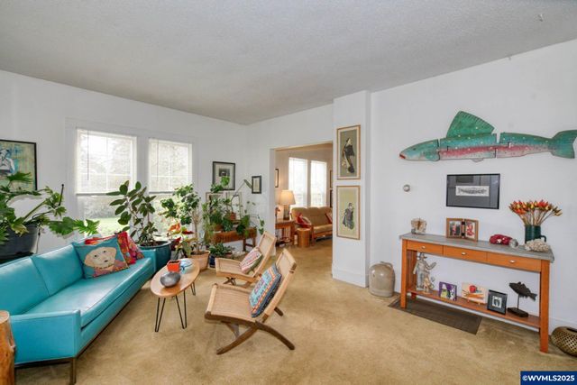 345 E First St, Yamhill, OR 97148