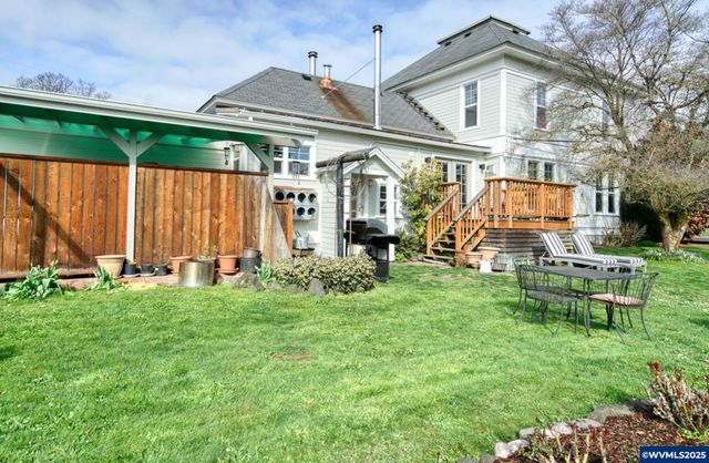 345 E First St, Yamhill, OR 97148