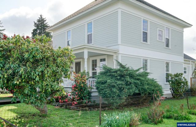 345 E First St, Yamhill, OR 97148