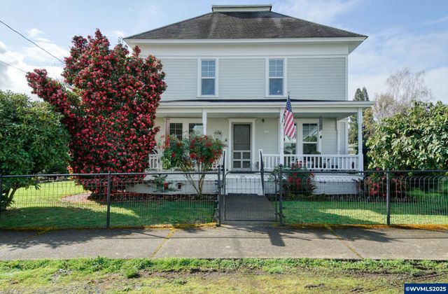 345 E First St, Yamhill, OR 97148