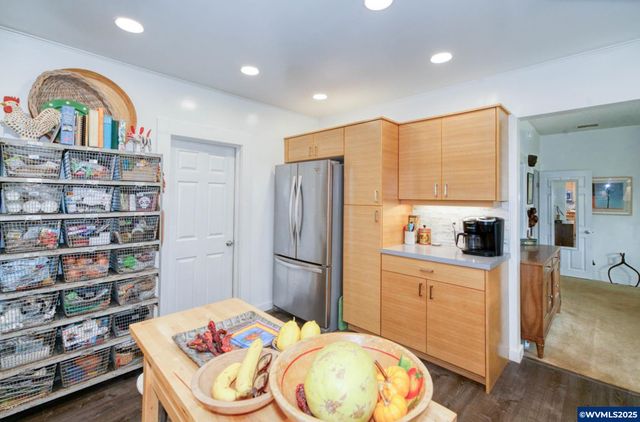 345 E First St, Yamhill, OR 97148