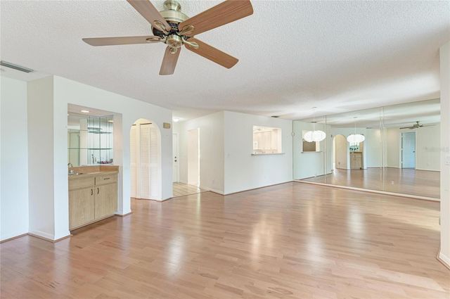 6101 34TH STREET W 20B, Bradenton, FL 34210