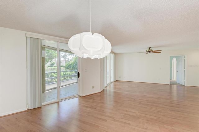 6101 34TH STREET W 20B, Bradenton, FL 34210