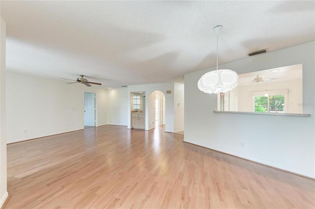 6101 34TH STREET W 20B, Bradenton, FL 34210