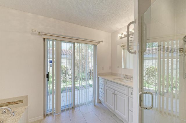 6101 34TH STREET W 20B, Bradenton, FL 34210